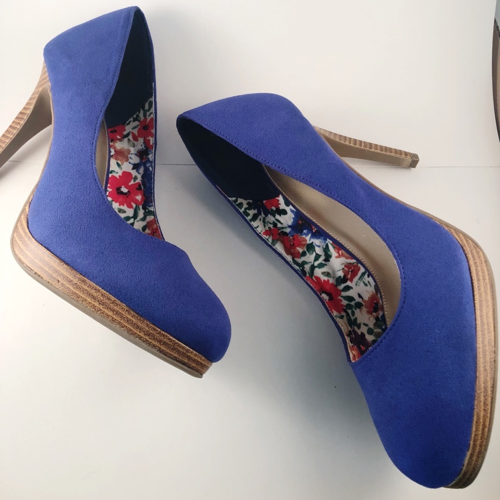 Fioni Blue Suede 4” Heels 12